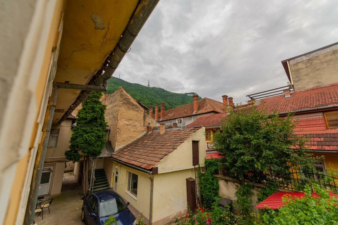 Pine House Apartment Брашов Екстериор снимка